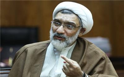 نمی‌توانیم بگوییم کسی حرف نزند، کسی فیلم نسازد، کسی برداشتی خلاف برداشت ما نداشته باشد