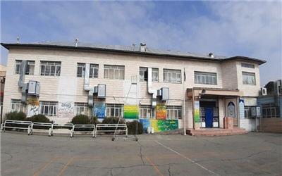 تخریب یا استحکام‌بخشی یکی از قدیمی ترین دبیرستانهای تربت حیدریه، مساله این است