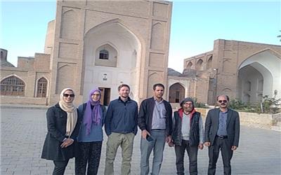 بازدید گردشگران اروپایی از جاذبه های تاریخی و گردشگری تربت حیدریه