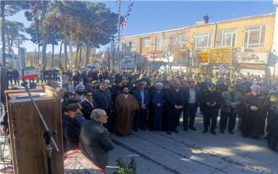 انقلاب اسلامی ایران تنها انقلابی است که بدون گلوله به پیروزی رسید