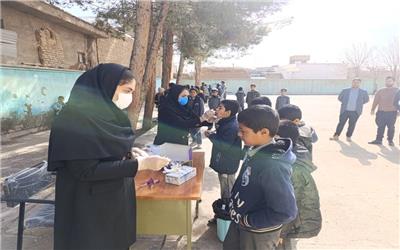 دانش‌آموزان مه‌ولاتی فلورایدتراپی شدند