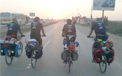 کاروان دوچرخه‌ سوار تربتی در راه کربلای معلی