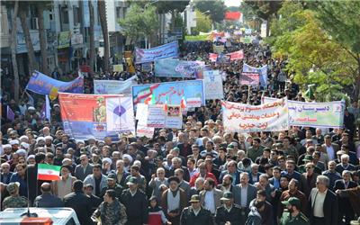 راهپیمایی 13 آبان در تربت حیدریه برگزار شد