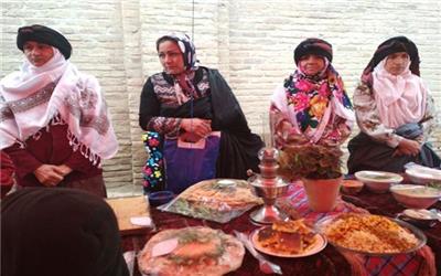 جشنواره فرهنگی گردشگری روستای «حاجی بیگی» کدکن برگزار شد