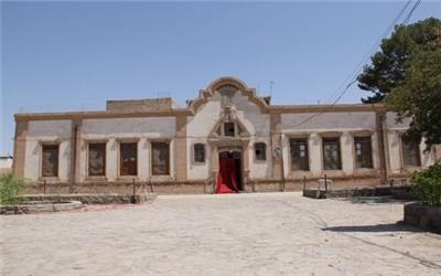 خانه تاریخی اعتمادی در مه‌ولات مرمت می شود