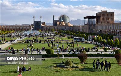تصاویر: نوروز 1400 زیرسایه کرونا در اصفهان