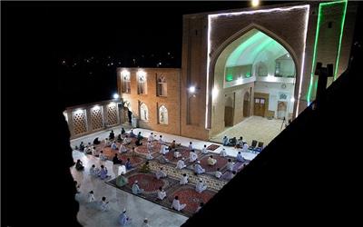 میزبانی 11مسجد تاریخی خواف از روزه دارن