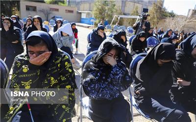 تصاویر: مراسم یادبود شهدای دانش آموز حادثه تروریستی کرمان (رفیق شهیدم)