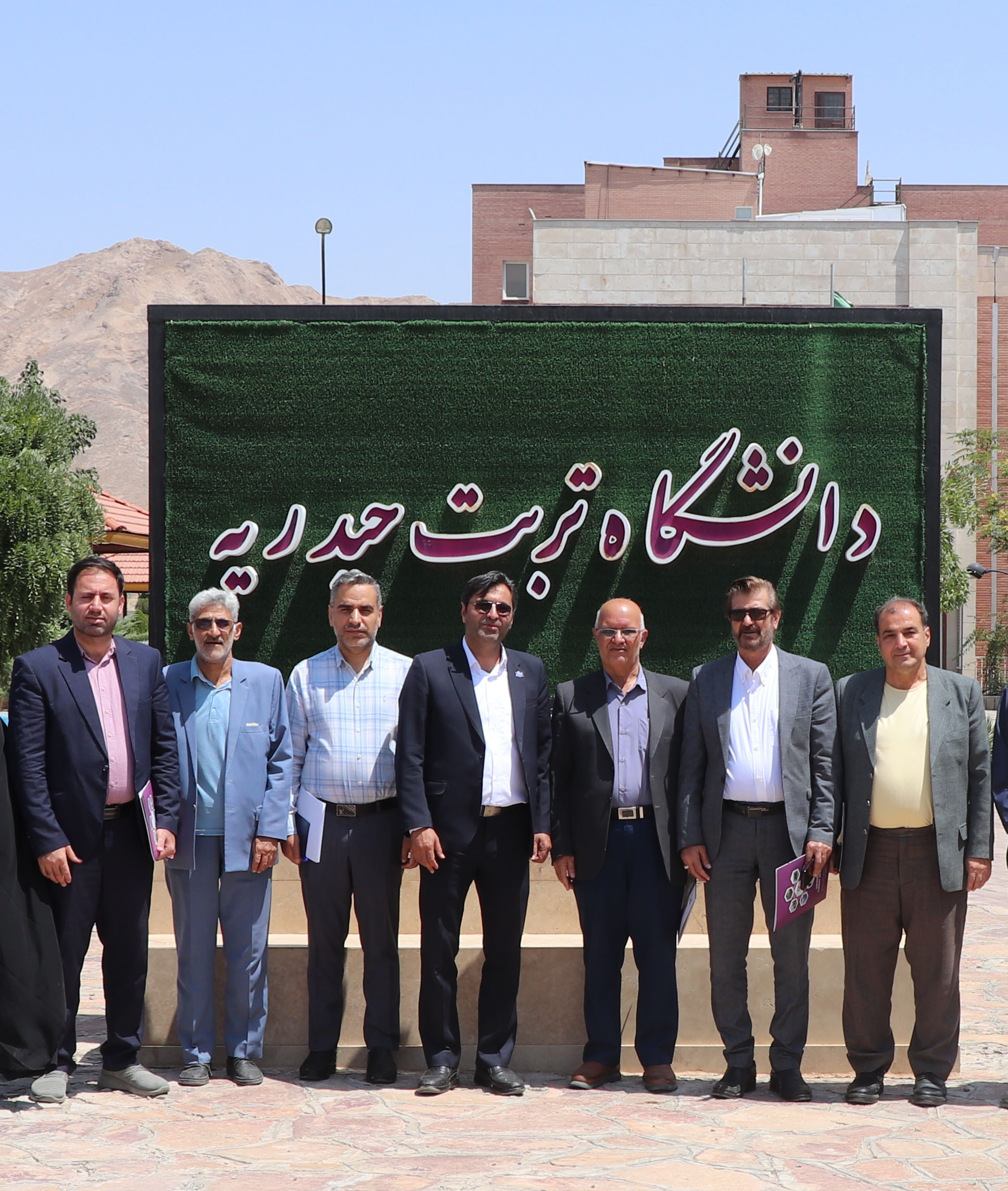 کسب رتبه برتر درآمد فعالیت‌های پژوهشی و صنعتی خراسان رضوی توسط دانشگاه تربت حیدریه